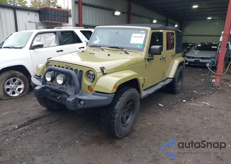 2013 Jeep Wrangler Unlimited Sahara из США, поврежденный, VIN 1C4HJWEG6DL526775